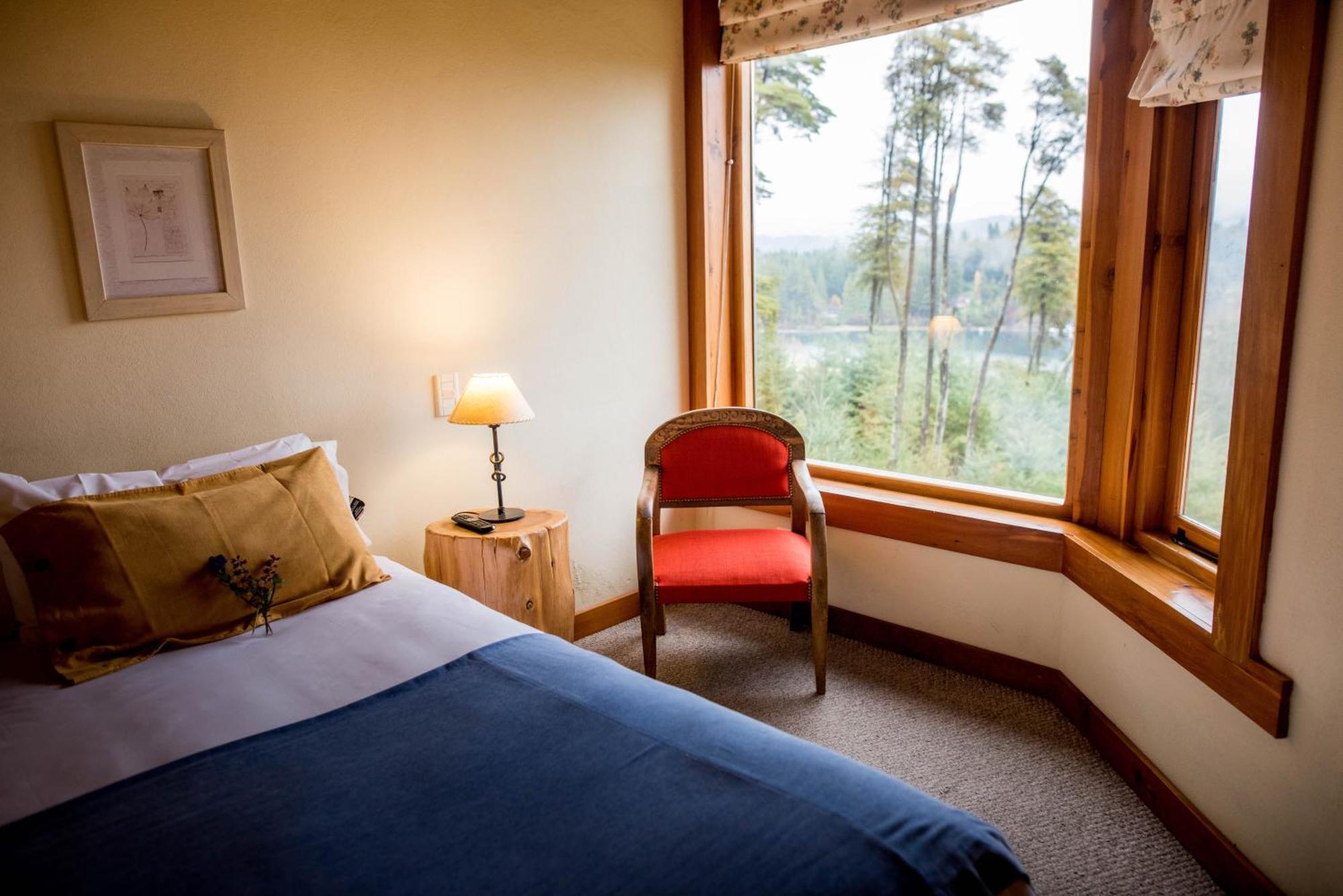 El Bosque By Dot Tradition Villa La Angostura Room photo