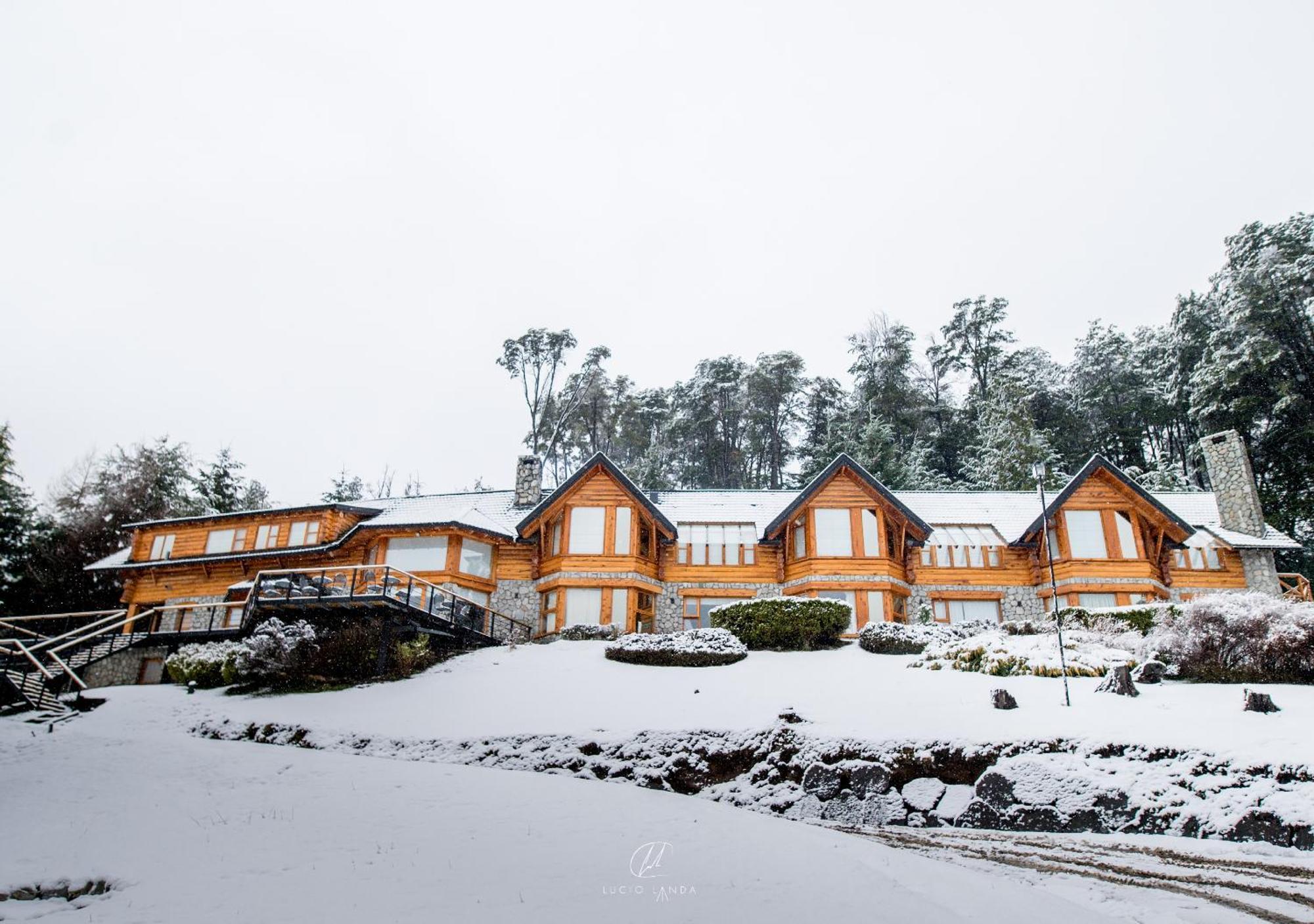 El Bosque By Dot Tradition Villa La Angostura Exterior photo